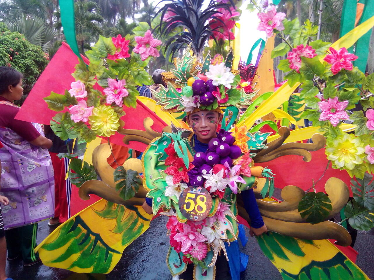 Yuk Intip Betapa Serunya Malang Flower Carnival 2016