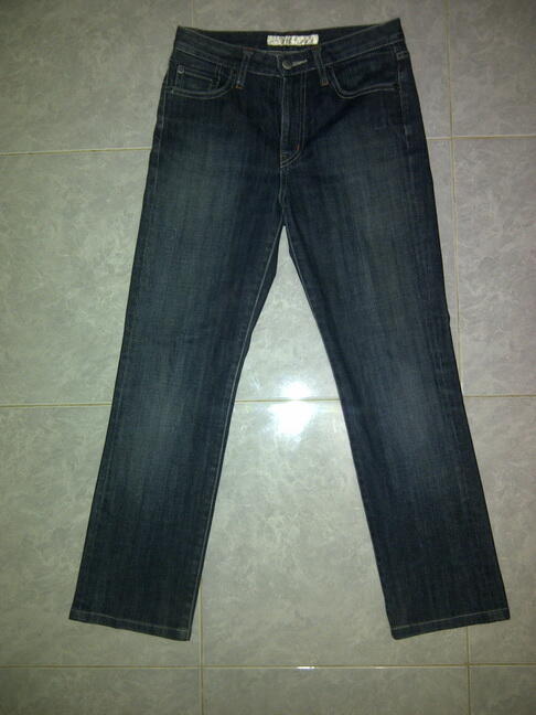 Terjual CELANA CHINO UNIQLO JEANS TIMBERLAND LEVIS UNIQLO 