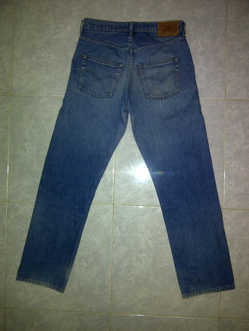 Terjual CELANA CHINO UNIQLO JEANS TIMBERLAND LEVIS UNIQLO 