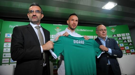 Leicester City Incar Eduardo Macia