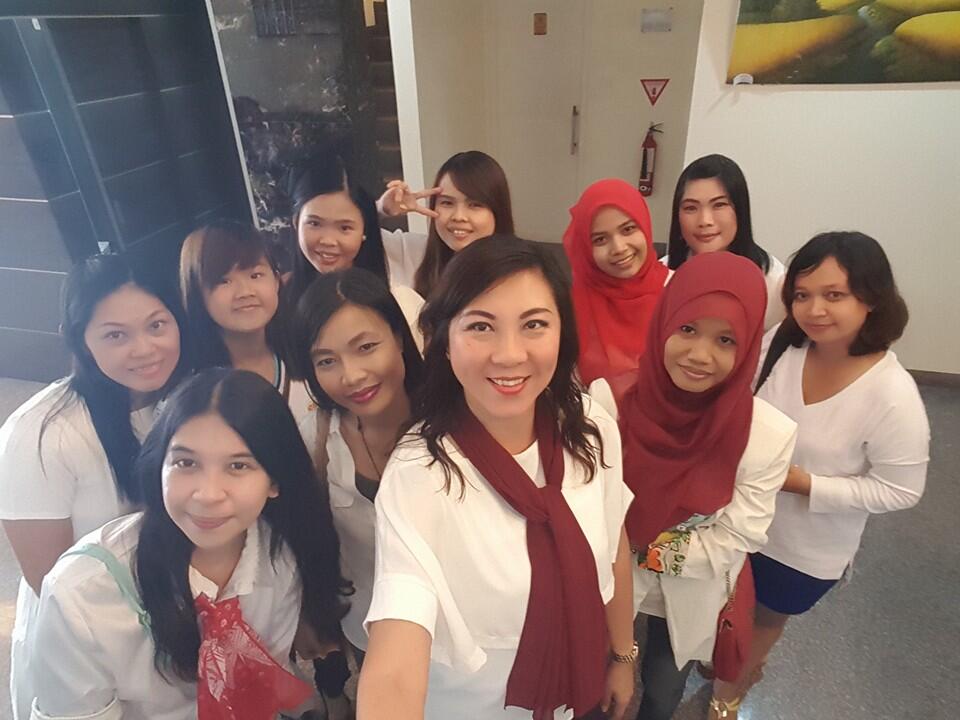 Bisnis Oriflame via dBCN, Modal Dikit Untung Selangit ? Bisaa lho