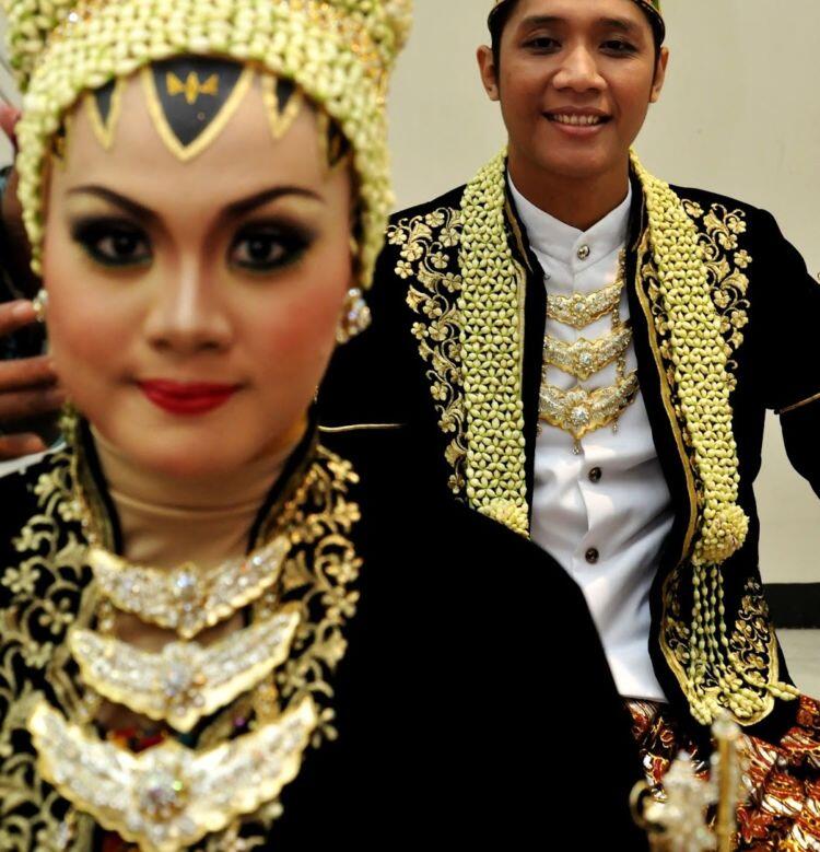 Di Balik Keanggunannya, Ternyata Ini Doa dan Makna Aksesoris Paes Jawa