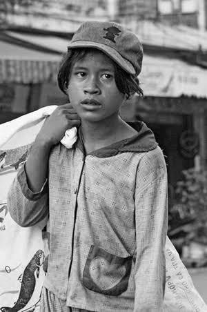 Di balik pasal 34 (1) UUD 1945