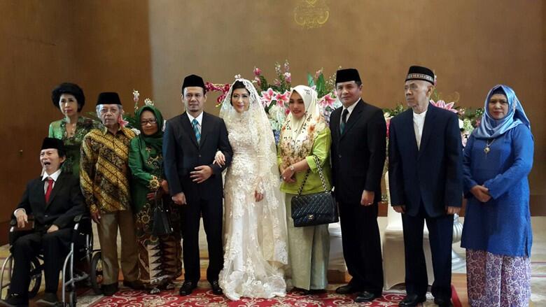 Dinikahi Mahfudz Siddiq, Agatha Lily Putuskan Jadi Seorang Muallaf !