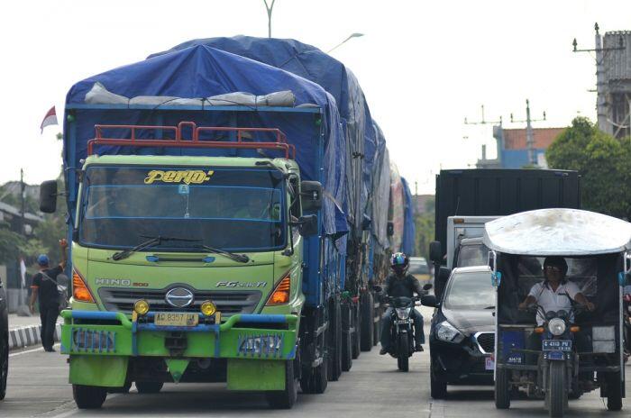 Larangan truk pada Iduladha, aturan yang enteng berlaku dan dicabut
