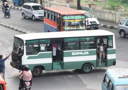 Duh, Butuh Kesabaran Tingkat Tinggi Buat Ngadepin 5 Orang Kaya Gini Gan!