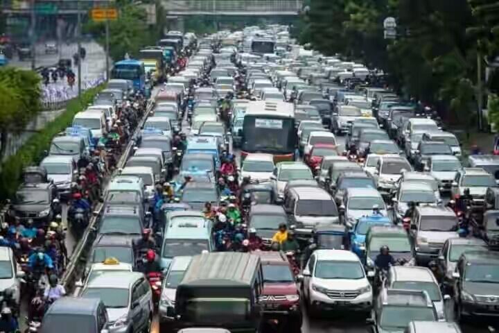 Hal-Hal Yang Bikin Emosi Dan Kesel Di Jalan Raya