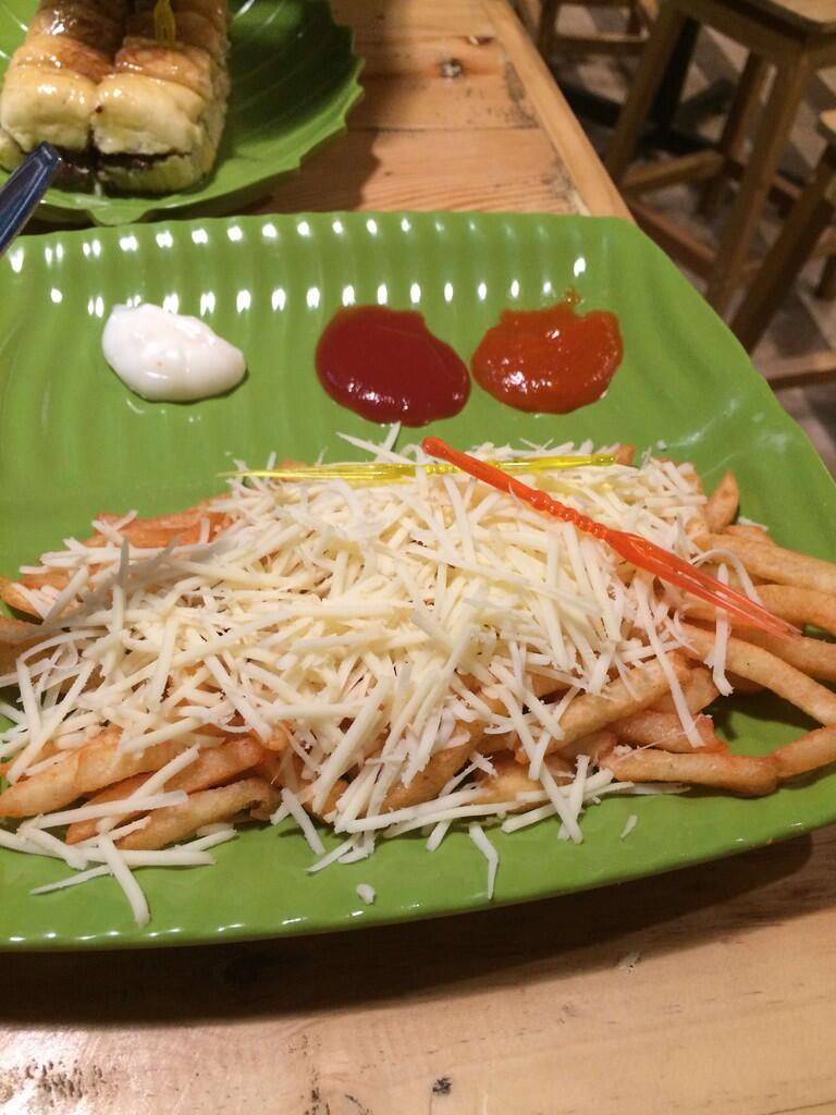 &#91;KOMBAT KULINER&#93; Mencicipi Manisnya Roti Bakar ala ROPISBAK