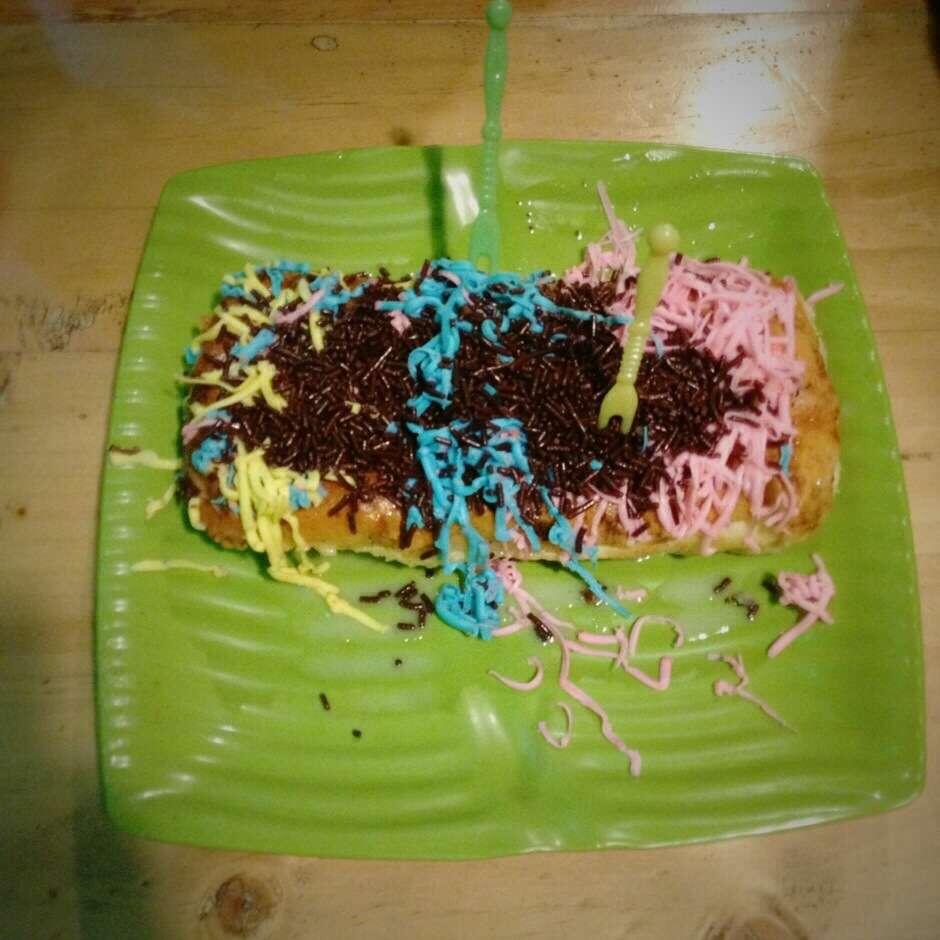 &#91;KOMBAT KULINER&#93; Mencicipi Manisnya Roti Bakar ala ROPISBAK
