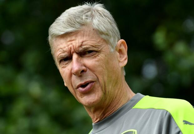 Arsene Wenger Siap Hadapi Paris Saint-Germain