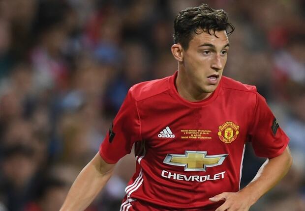 Matteo Darmian Dalam Bidikan Chelsea