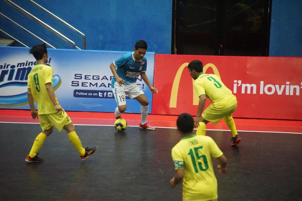 Aksi pemain di ajang LIMA Futsal Greater Jakarta Conference Hari ke-6