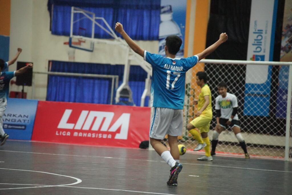 Aksi pemain di ajang LIMA Futsal Greater Jakarta Conference Hari ke-6
