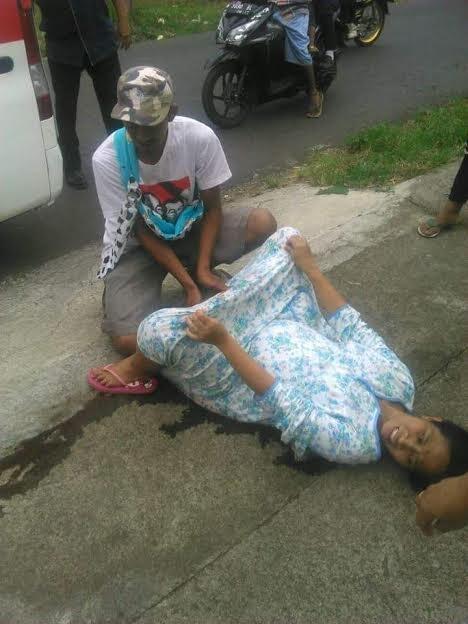 Dramatis, ibu asal Malang ini berjuang lahirkan bayinya di trotoar