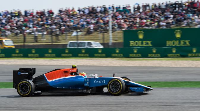 Gaet Sponsor Baru, Rio Haryanto Siap Kembali ke F1