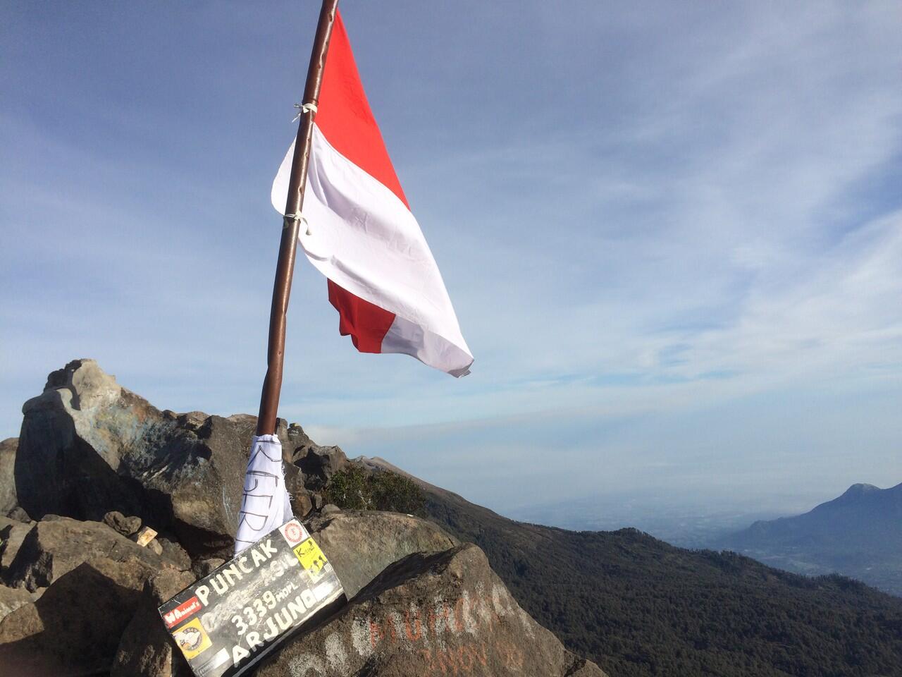 &#91;CATPER&#93; Menapaki Puncak Ogal-Agil, Gunung Arjuno 3339 mdpl via Tretes