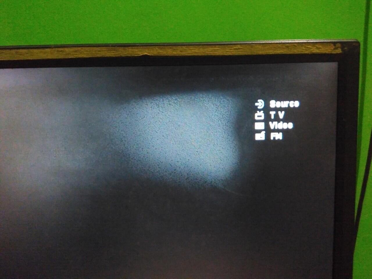 Ask ada bintik putih pada monitor lcd