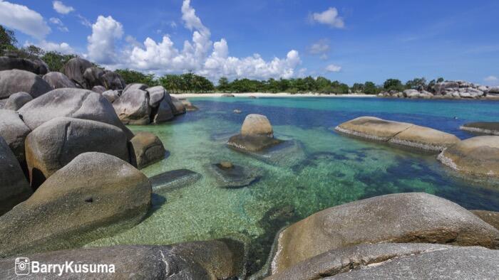 Keindahan Pemandangan Pantai Tanjung Kelayang.