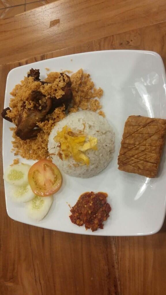 &#91;KOMBAT KULINER&#93; Jangan Ngaku Pecinta Kuliner Sebelum Coba Masakan Ini!!!