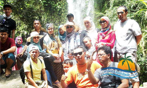 Mengenal Lebih Dekat Air Terjun Sendang Gile di Lombok