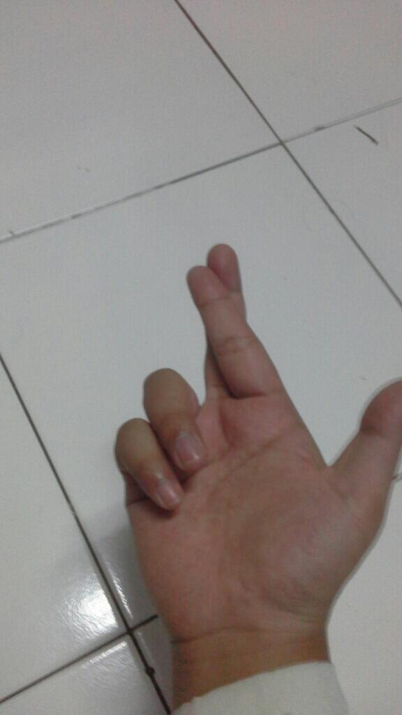 Macam-Macam Hand Sign Yang sering kita ketahui
