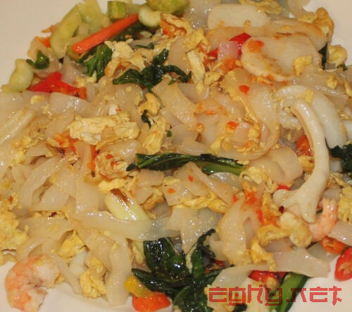 &#91;KOMBAT KULINER&#93; Mulai Lapar? Mari Kita Makan
