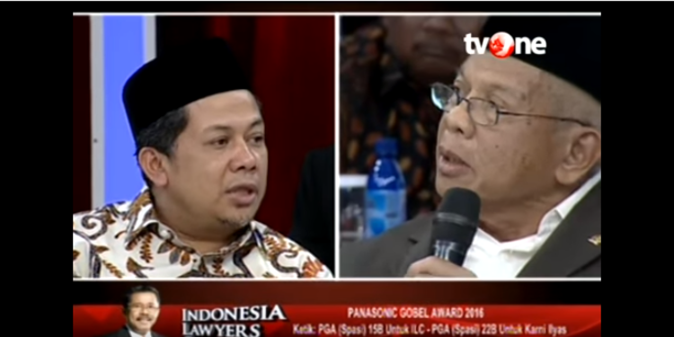 AM Fatwa ngamuk ancam lempar mic ke Fahri Hamzah
