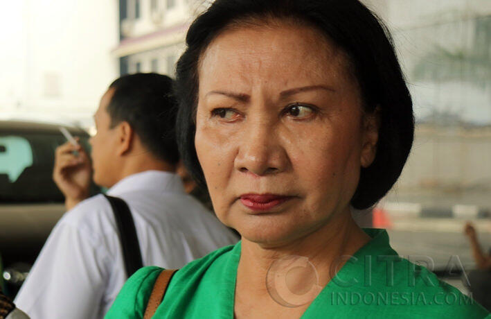 Ahok-Djarot Pulang, Mama Ratna Datang