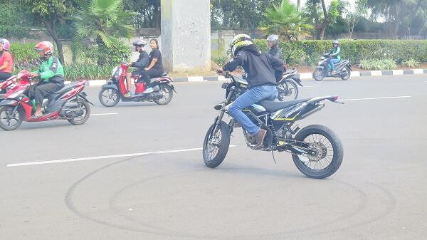 Hello Community - Yuk Sunday Morning Ride Bareng KRACKER!