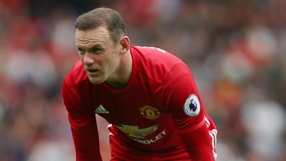 Wayne Rooney Tak Pedulikan Kritik