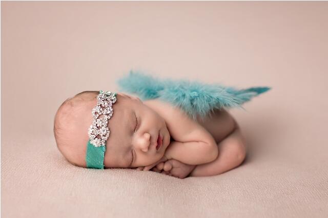 &#91; GATSUONE INFO &#93; 10 Artis Indonesia Ini Ikuti Tren Baby Newborn Photography