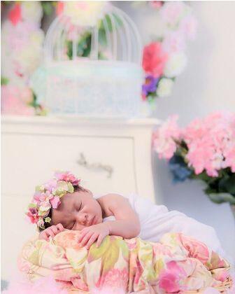 &#91; GATSUONE INFO &#93; 10 Artis Indonesia Ini Ikuti Tren Baby Newborn Photography