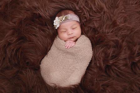 &#91; GATSUONE INFO &#93; 10 Artis Indonesia Ini Ikuti Tren Baby Newborn Photography