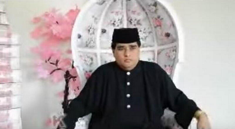 Fenomena Masyarakat Dimas Kanjeng Taat Pribadi Orang yang Mengaku Bisa gandakan uang