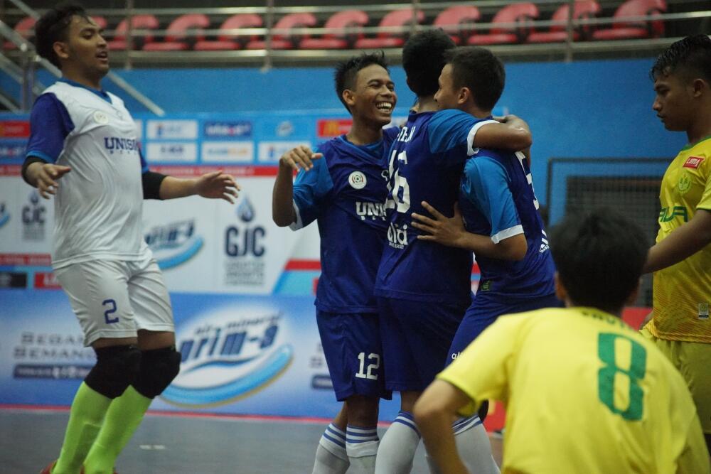 Aksi pemain di ajang LIMA Futsal Greater Jakarta Conference Hari ke-8