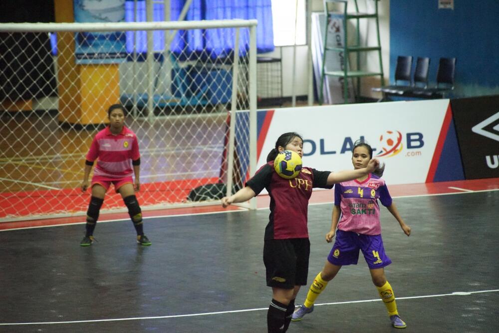 Aksi pemain di ajang LIMA Futsal Greater Jakarta Conference Hari ke-8