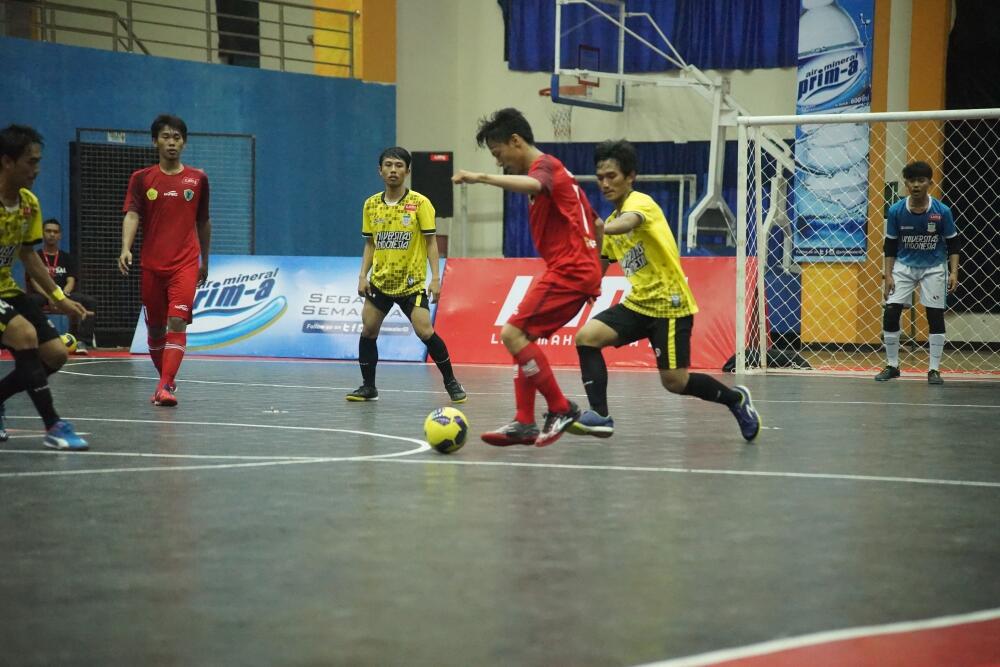 Aksi pemain di ajang LIMA Futsal Greater Jakarta Conference Hari ke-8