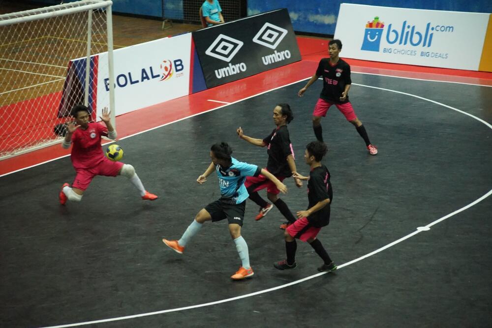 Aksi pemain di ajang LIMA Futsal Greater Jakarta Conference Hari ke-9