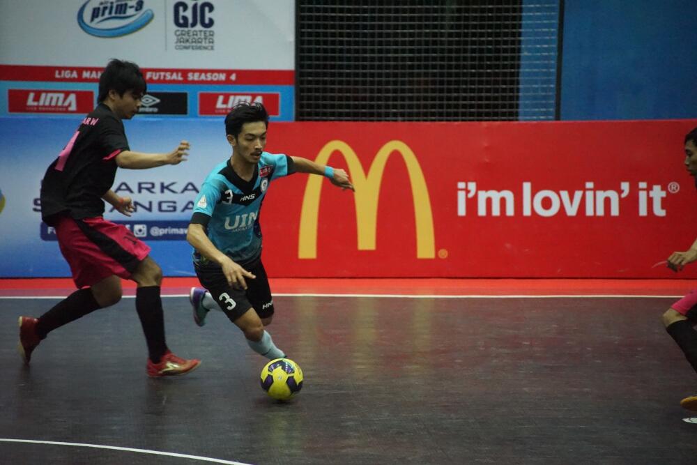 Aksi pemain di ajang LIMA Futsal Greater Jakarta Conference Hari ke-9