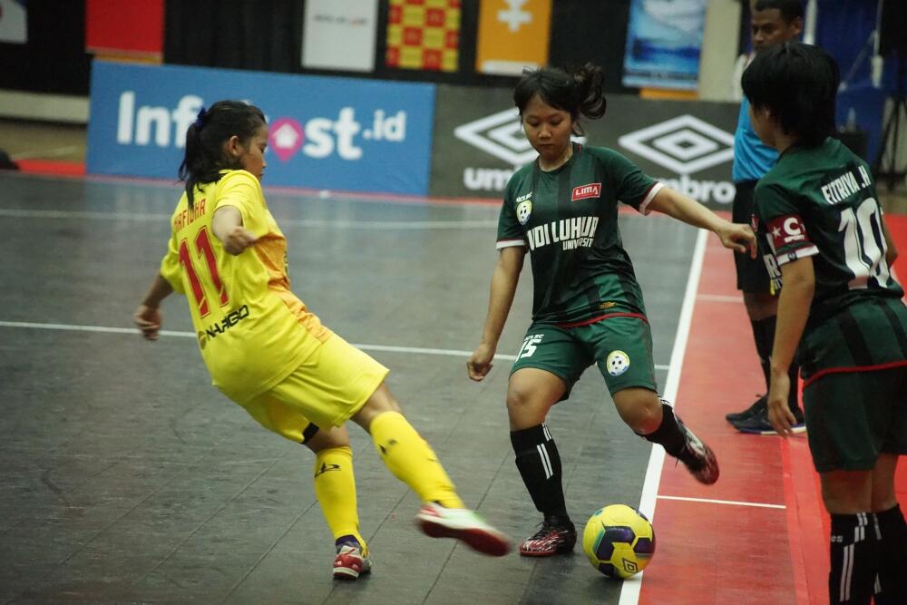 Aksi pemain di ajang LIMA Futsal Greater Jakarta Conference Hari ke-9