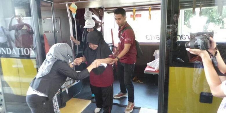 Lansia Sambut Baik Layanan Transjakarta Gratis