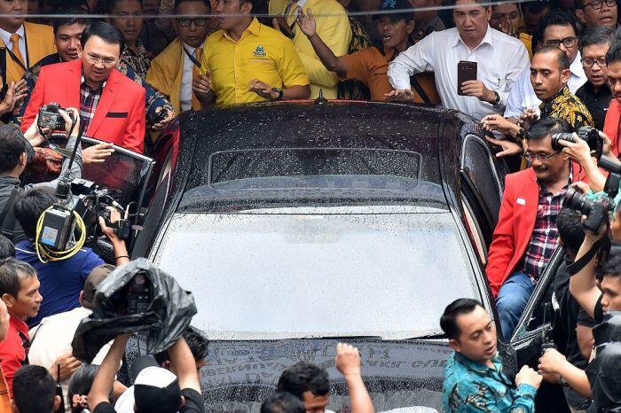 Gejolak di tubuh partai koalisi penyokong Ahok-Djarot