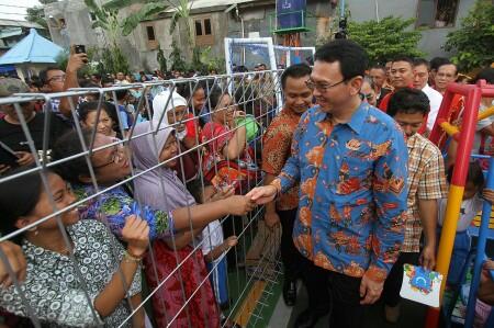 Ahok akan Terus Benahi Bantaran Kali, Ini Daftarnya