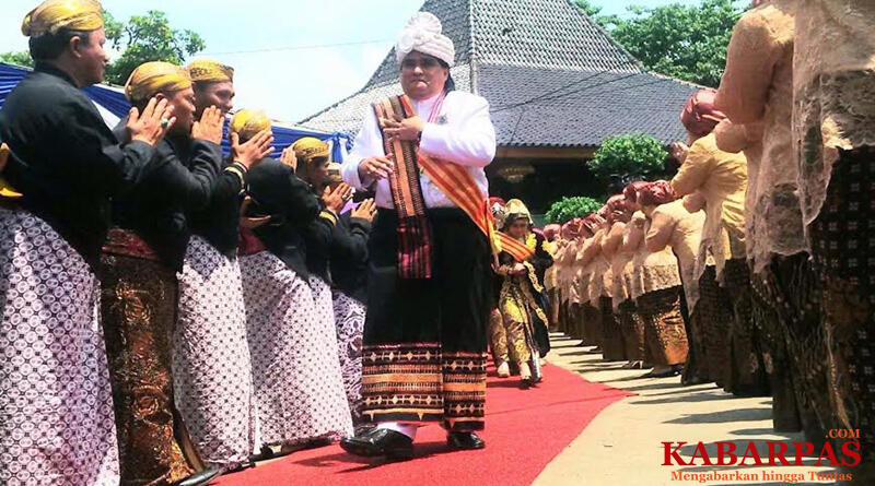 Dimas Kanjeng Menjelma, Asli di Mekkah, Duplikatnya Ditangkap?