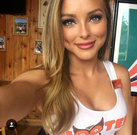 Hooters yang pelayannya seksi banget mau buka cabang di Jakarta