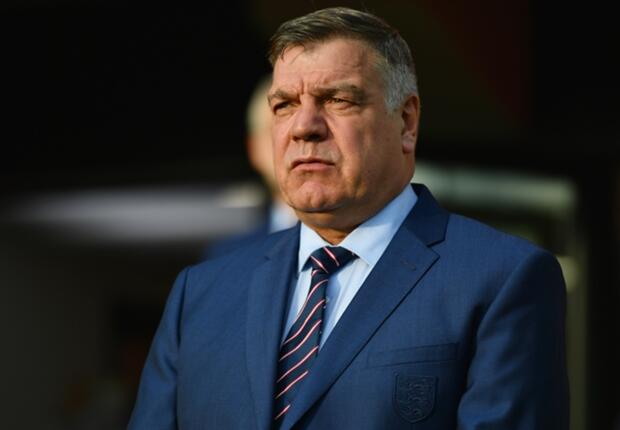 Eks Presiden FA: Sam Allardyce Bodoh & Mata Duitan!