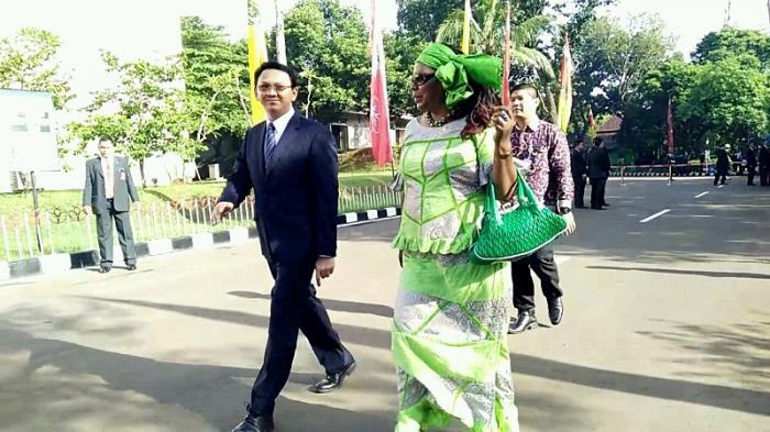 Hadiri Peringatan Pancasila, Ahok Sumringah Ditemani Seorang Tamu Negara