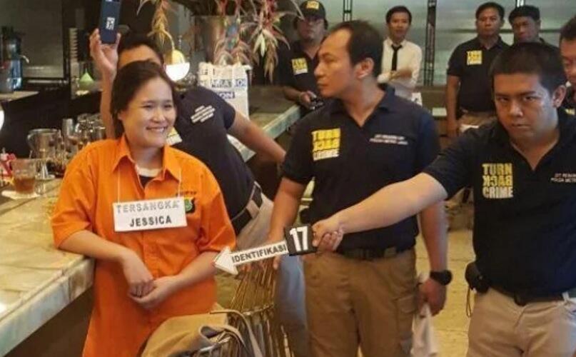 Akhirnya Jessica (Dipaksa) Mengaku Bunuh Mirna