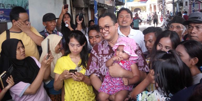 Anies Baswedan Tanda Tangani Kontrak Politik yang Diajukan Warga Tanah Merah