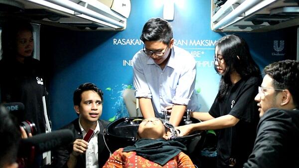 Ice Cool Bus, Saksi Penangkapan Penukar Jas Jovial